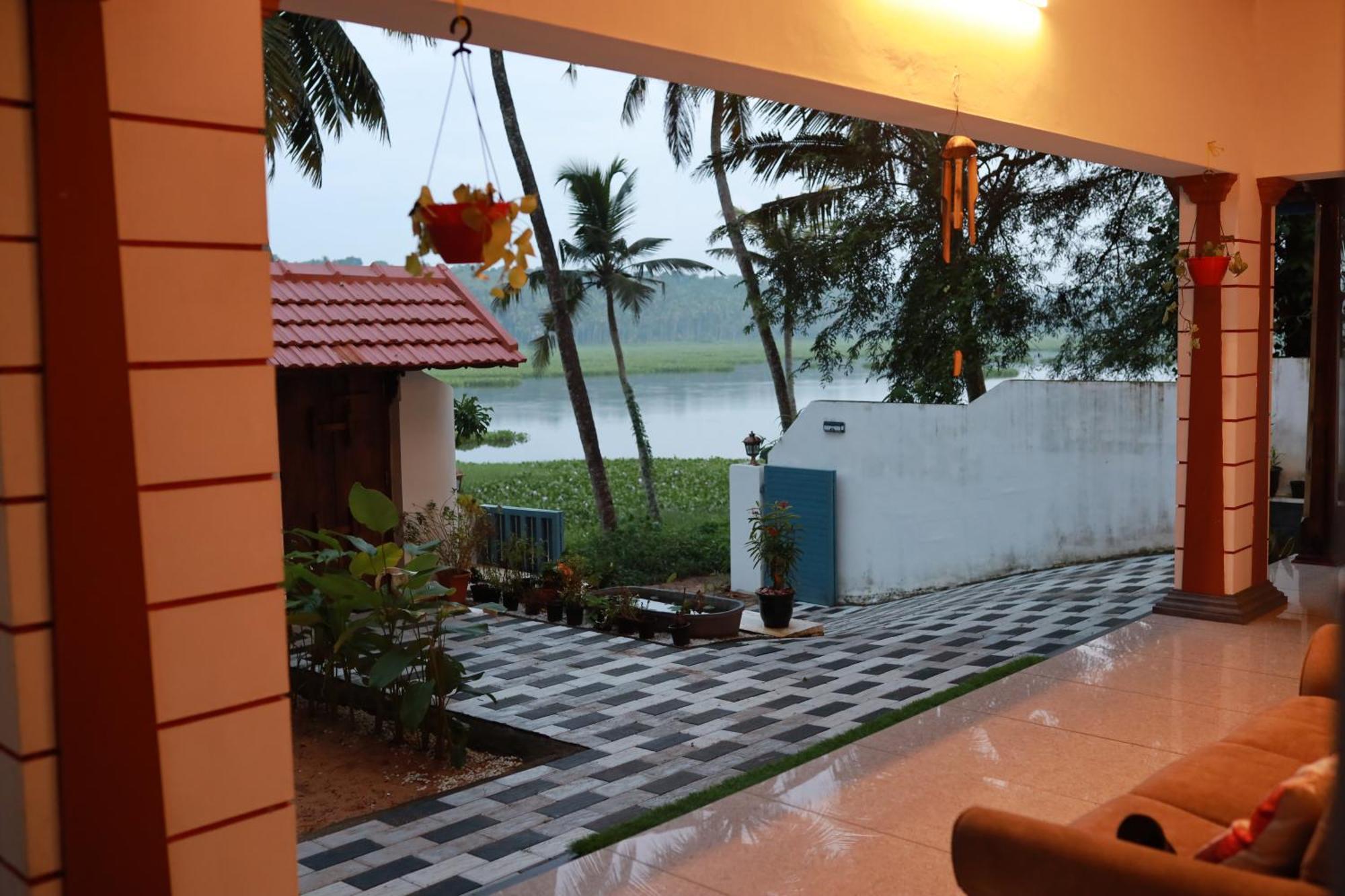 Kovalam Lake View Villa Vellayani Exterior foto