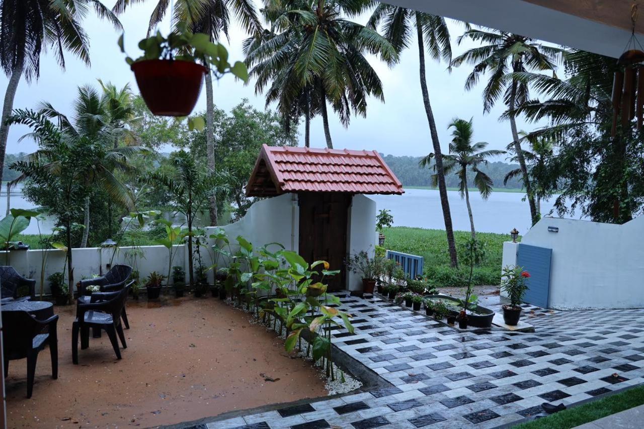 Kovalam Lake View Villa Vellayani Exterior foto